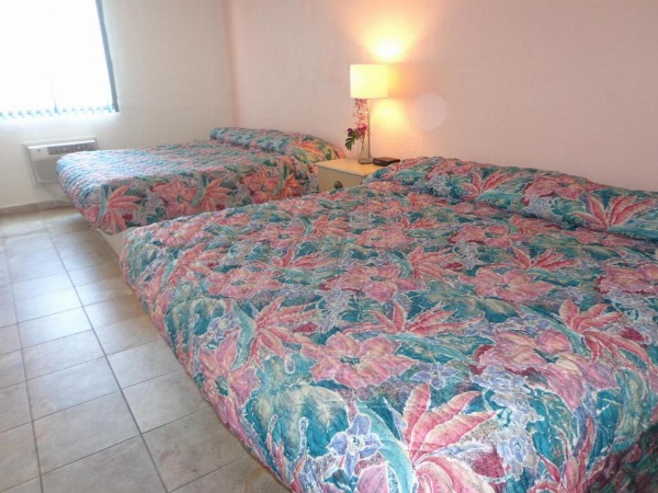 Isle of Palms Motel image 10