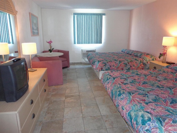 Isle of Palms Motel image 5